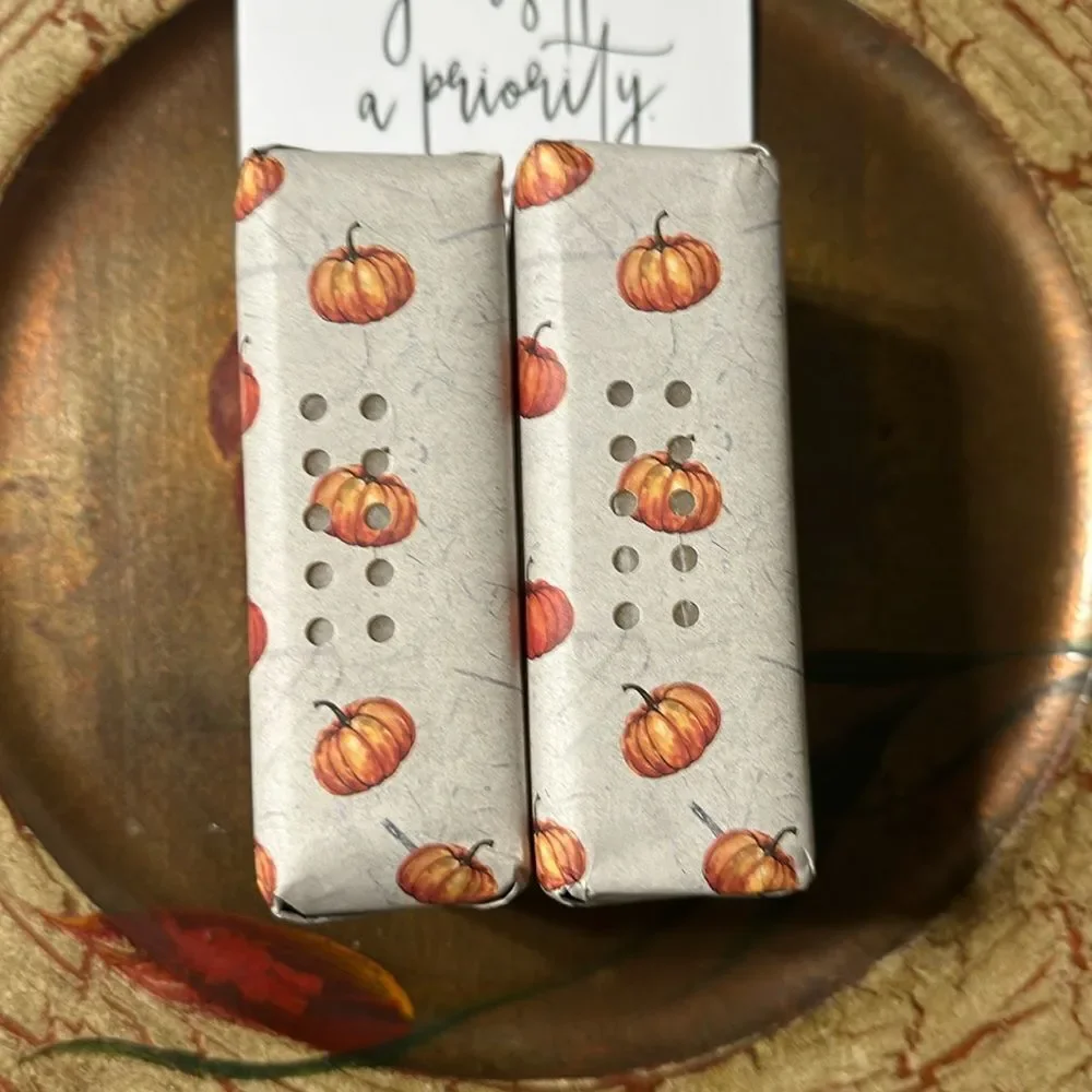 CASTELBEL LIMITED EDITION Autumn Leaves & Pumpkins Please Scented Soap Bars 2pk